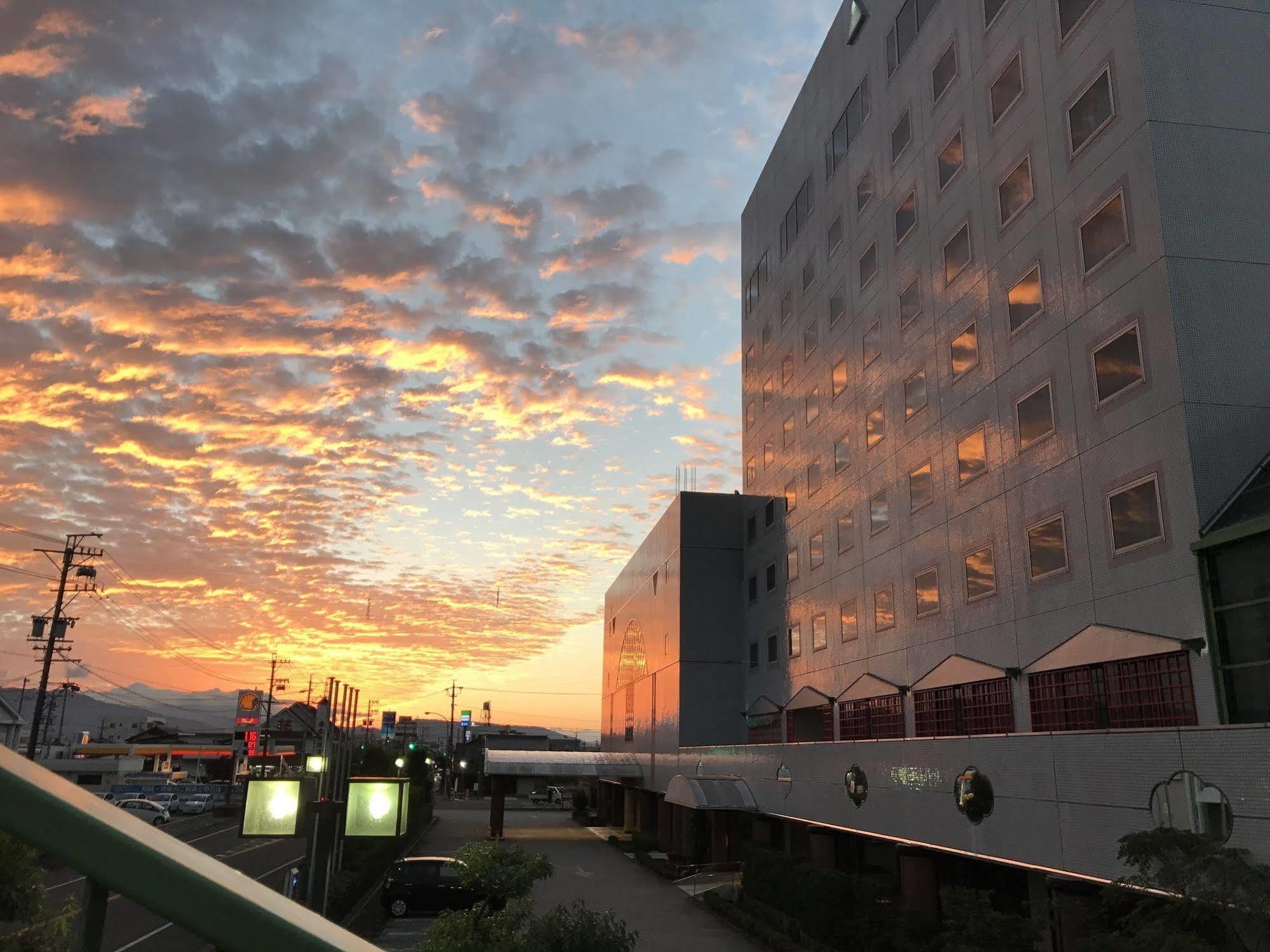 Ogaki Forum Hotel Exterior photo